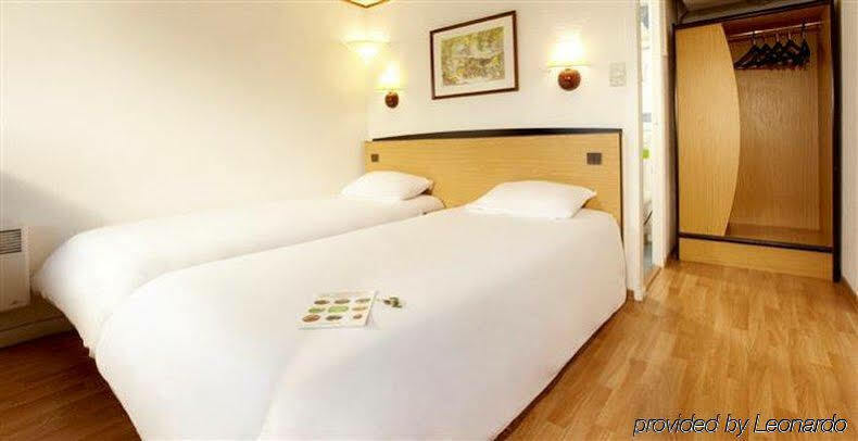 Hotel Campanile Rouen Nord - Mont-Saint-Aignan Exterior foto